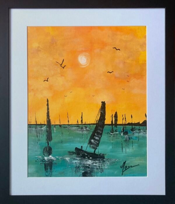 Toile marine, solaire au style presque cubique. Peinture acrylique au couteau mettant en scène des voiliers s'affrontant lors d'une régate en mer. Couleurs vives et contrastées. Tons prédominants : Orange, Bleu céladon, Noir. Taille : 40x50cm. Œuvre moderne et chaleureuse rappelant les couchers de soleil en été. Cadre posé par un professionnel : Passe partout blanc, cadre en bois noir, verre spécial anti reflet et anti UV. Dimensions avec cadre : 65x55 cm Dimensions sans cadre : 40x50 cm