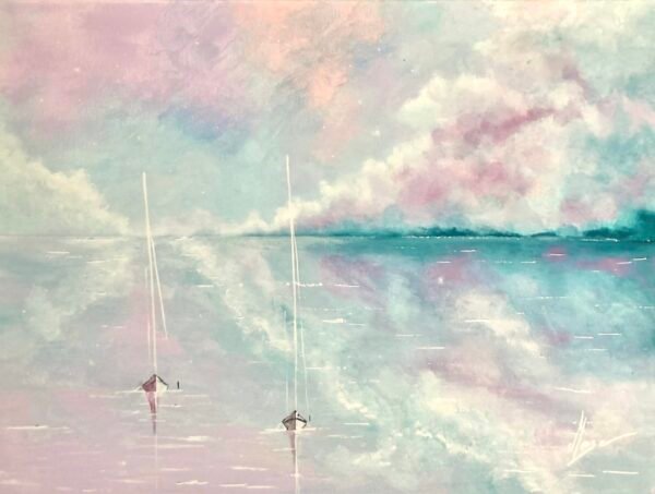 Cette toile marine aux teintes pastel bleues et violettes transporte instantanément dans un autre monde. Celui de la paix et du calme, loin des tracas et soucis du quotidien. Une mer presque miroir, deux voiliers amarrés flottent silencieusement sous un ciel aux couleurs paradisiaques dans lequel commencent à perler les premières étoiles de la nuit. Cette œuvre réalisée au couteau et pinceau avec de la peinture acrylique donne une impression d'horizon infini. Seuls les nuages dans le ciel semblent savoir jusqu'où mène cette belle étendue d'eau bleue. Dimensions : 60x80 cm 